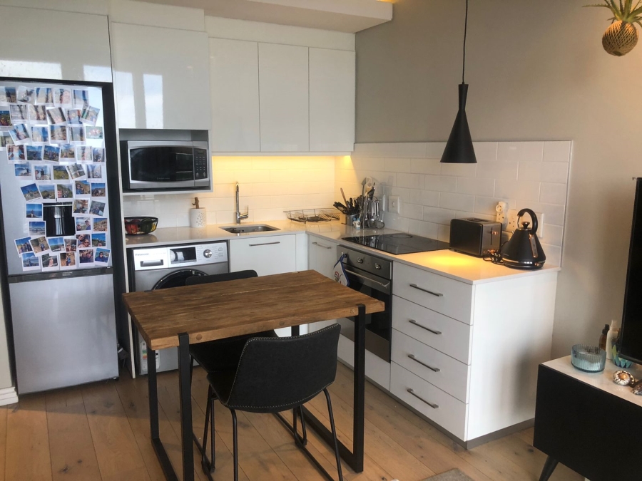 To Let 1 Bedroom Property for Rent in De Waterkant Western Cape